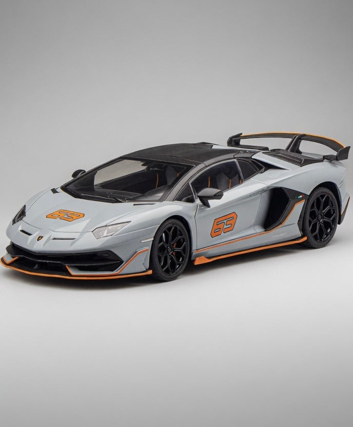 Lamborghini Aventador SVJ 63 1:18 – Edición Deportiva de Colección