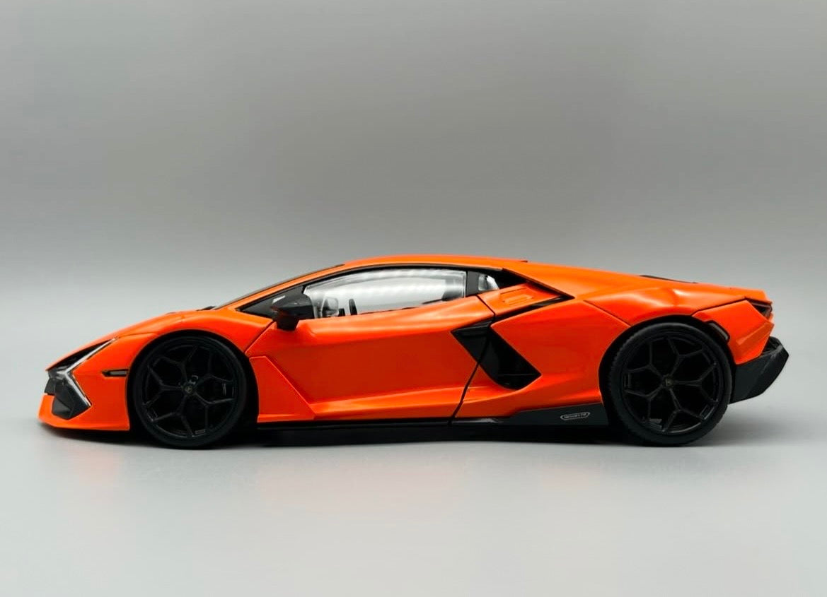 Lamborghini Revuelto 1:18