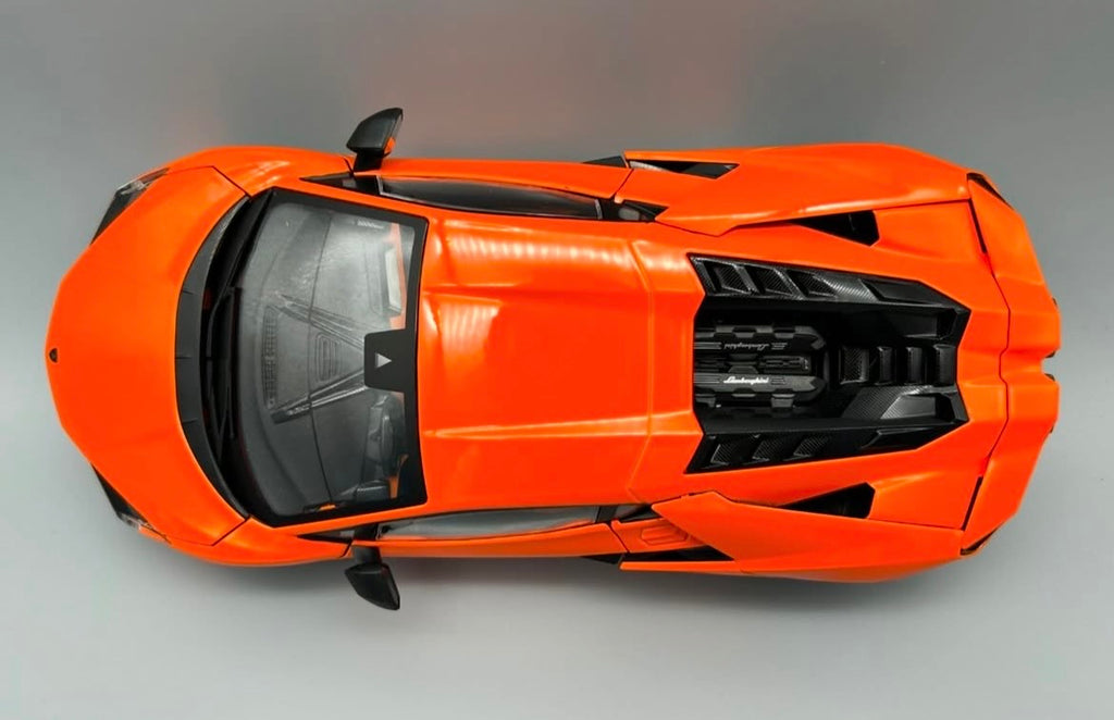 Lamborghini Revuelto 1:18