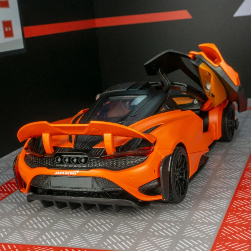 1:24 Mclaren 765LT Alloy Sports Car Model Diecasts Metal Toy Vehicles Car Model Simulation Sound Light Collection Kids Toys Gift